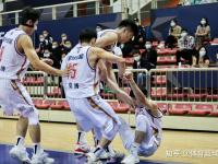 九游娱乐官网入口-广东要挖墙脚？杜锋锁定广州大核，广厦危机再现！